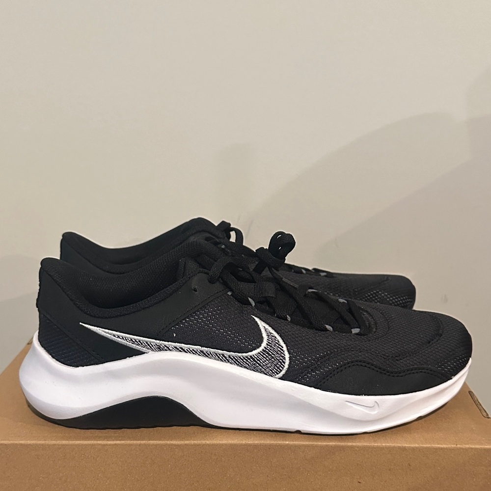 Nike Legend Essential 3 in Black and Gray